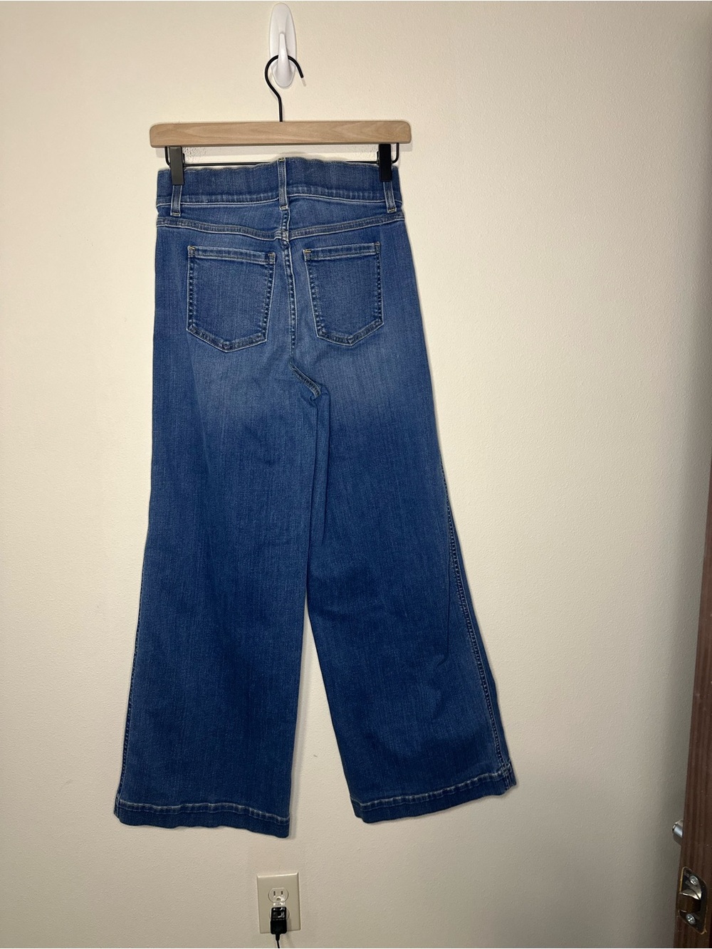 Spanx Seamed-Front Wide-Leg Jeans 20407Q size small petite vintage indigo - Picture 12 of 12